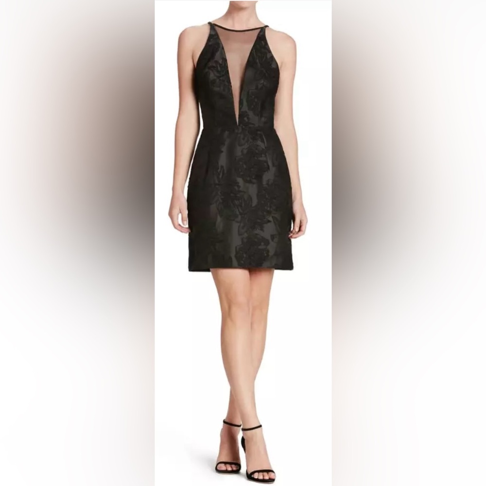 Dress the Population Sleeveless Black Brocade Kennedy Illusion Sheath Dress - Picture 4 of 8